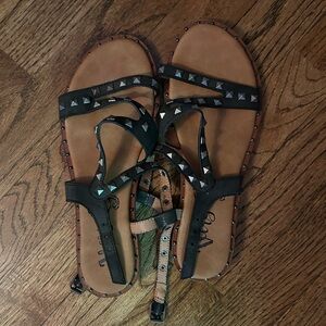 Very G- sandals- women’s- size 8